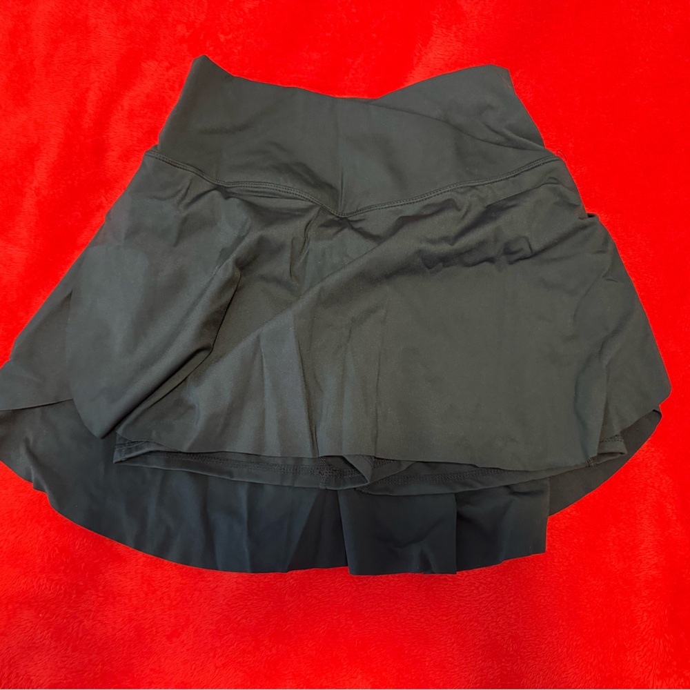 HALARA Black Skirt